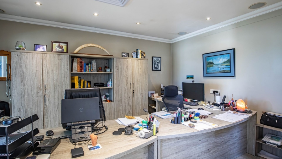 3 Bedroom Property for Sale in Lake Michelle Western Cape